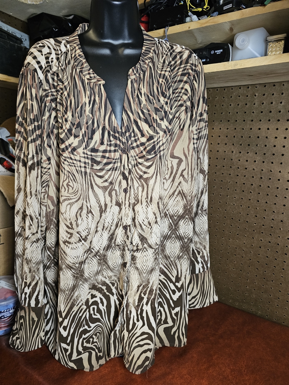 Belle by Kim Gravel Animal Print Button Front Woven Blouse Size 2x Brown